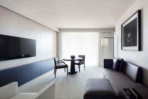 Hotel Realm - Accommodation NSW 10