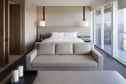 Hotel Realm - Accommodation NSW 17