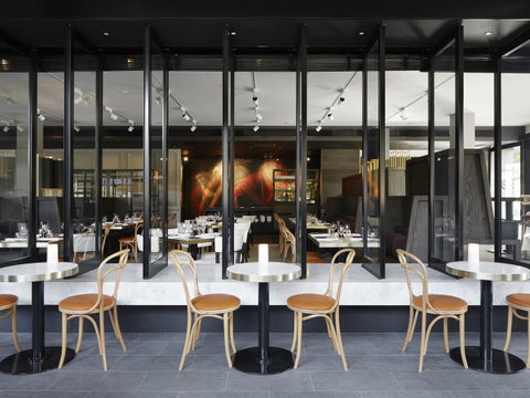 Hotel Realm - Accommodation NSW 32