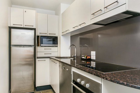 Lennox Holiday Apartments - Accommodation NSW 36