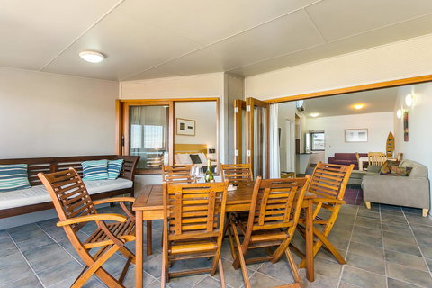 Lennox Holiday Apartments - Accommodation NSW 33