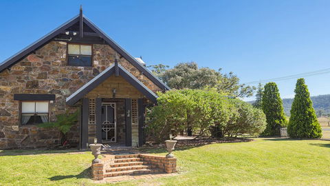 Bonn Abbey - Magnificent Stone Abbey - Accommodation NSW 0
