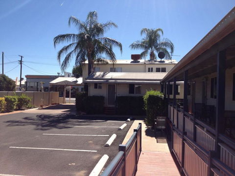 Bottle Tree Gardens Motel - Accommodation NSW 0
