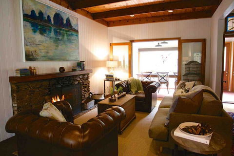 Braeside Mount Macedon Country Retreat Bed And Breakfast - Accommodation NSW 1