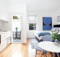 Bright and Beautiful Studio in Quiet Neighbourhood - Accommodation NSW