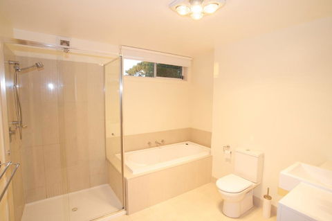 Broadbeach Inverloch Resort - Accommodation NSW 1