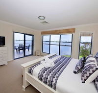Brookwater- Waterfront on Lake Mulwala - Accommodation NSW
