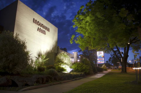 Brougham Arms Hotel - Accommodation NSW 0