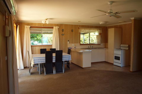 Bundalong Hideaway - Accommodation NSW 1