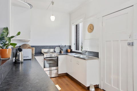 Burnie City Apartments - Accommodation NSW 2