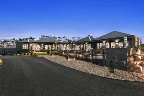 Campania Of Meeniyan - Accommodation NSW 0