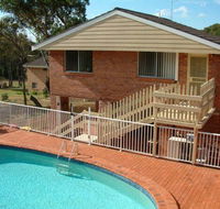 Canberra Cres 2E Burrill Lake Upstairs Apartment - Accommodation NSW