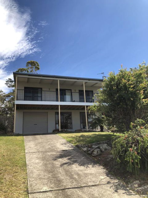 Canberra Cres 42 Burrill Lake - Accommodation NSW 3