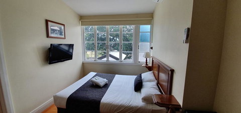 Canungra Hotel - Accommodation NSW 2