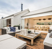 Capri House - Accommodation NSW