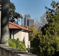 Casa de Sapo a Room in House With a Private Garden - Accommodation NSW