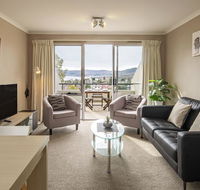 Cascades 18/3 Kurrajong Street - Accommodation NSW