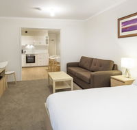 Cascades 3 Well Appointed and Central location - Accommodation NSW