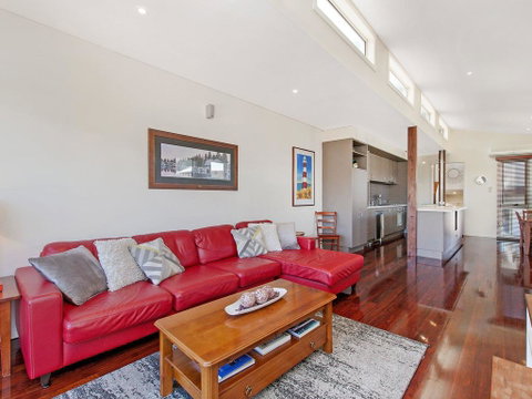 CASTWOOD VILLA No.2 - Accommodation NSW 0