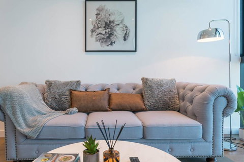 CBD Spectacular View 2 Bedroom Apt @Victoria One - Accommodation NSW 2