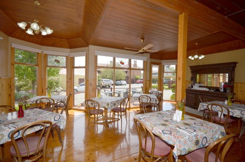 Central Springs Inn - Accommodation NSW 2