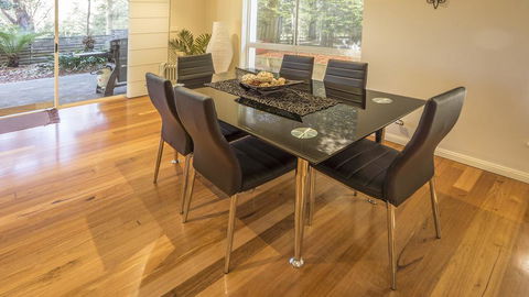 Championship Golf Course On Your Back Door - Accommodation NSW 0