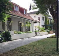 Charming Federation style home minutes from CBD - Accommodation NSW
