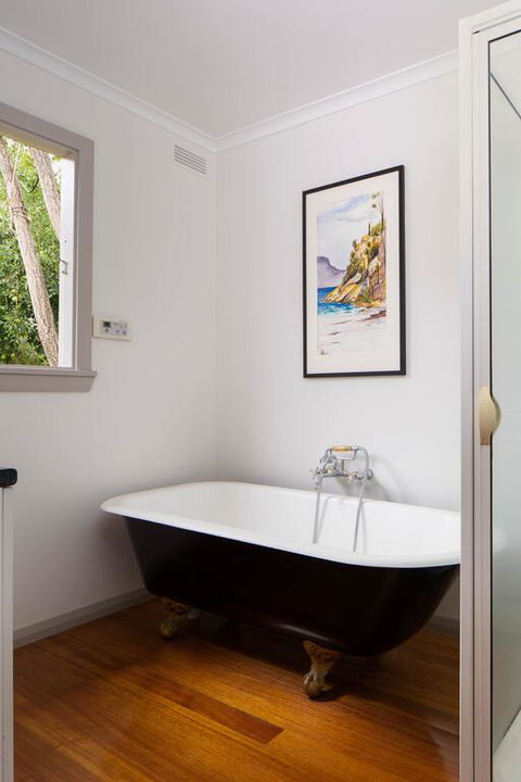 Classic Bungalow - Accommodation NSW 3