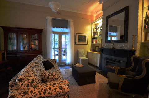 Clement House - Accommodation NSW 1