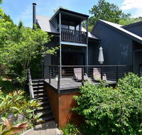 Cloudsong Chalet 3 - Close to the village centre - Accommodation NSW