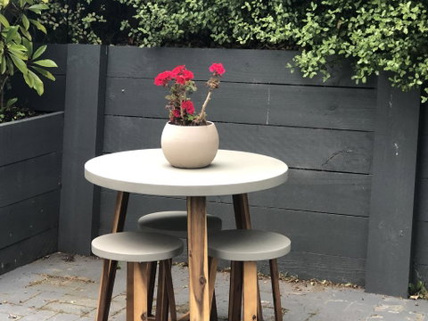 Colonial Hampdens - Accommodation NSW 1
