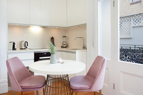 Comfortable Renovated Studio Close To City - Accommodation NSW 1
