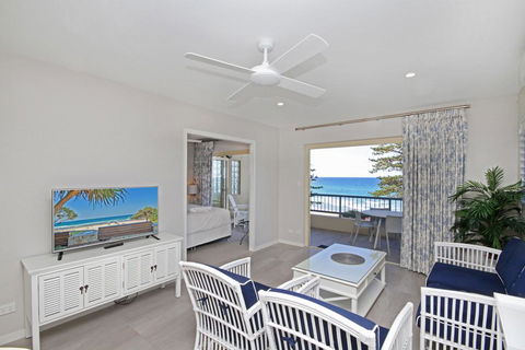Coolum Baywatch Luxury Style Penthouse, Linen Included, WIFI, 500 Bond - Accommodation NSW 2