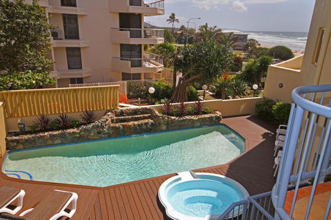 Coolum Baywatch Luxury Style Penthouse, Linen Included, WIFI, 500 Bond - Accommodation NSW 3