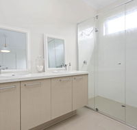 CORYMBIA - MOUNT MARTHA - Accommodation NSW