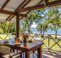 Cottonwood - Private Beachfront - Accommodation NSW