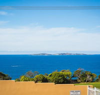 Countess Court Unit - Great Ocean Views - Accommodation NSW