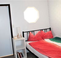 Cozy and cute comfort stay close to University Female only - Accommodation NSW