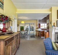 Dalmuir Homestead - Walk To Dromana Beach - Accommodation NSW