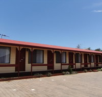 Daydream Motel and Apartments - Accommodation NSW