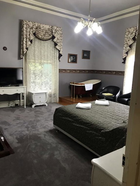 Daylesford Central Motor Inn - Accommodation NSW 3