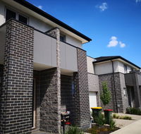 Delicate and Peaceful Bundoora Townhouse 12 - Accommodation NSW