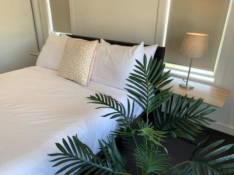Delicate And Peaceful Bundoora Townhouse 12 - Accommodation NSW 1