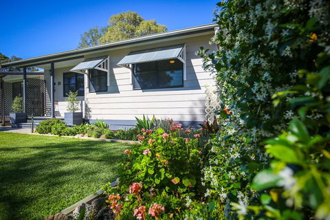 Dell-Lee Cottage - Accommodation NSW 0