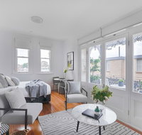 Designer styled studio in the heart of trendy Glebe - Accommodation NSW