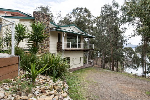 Devinegetaway - Accommodation NSW 1