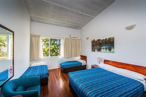 Diggers Tavern - Accommodation NSW 2
