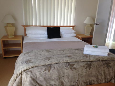 Dillon 7 - Accommodation NSW 0