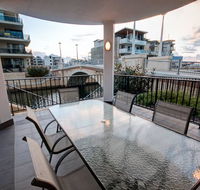 Dolphin Quay Apartment-3 Bedroom - Accommodation NSW