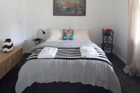 Domino House - Accommodation NSW 2
